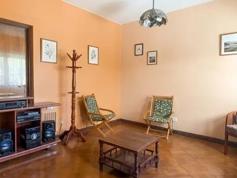Departamento 7 ambientes con 2 baños