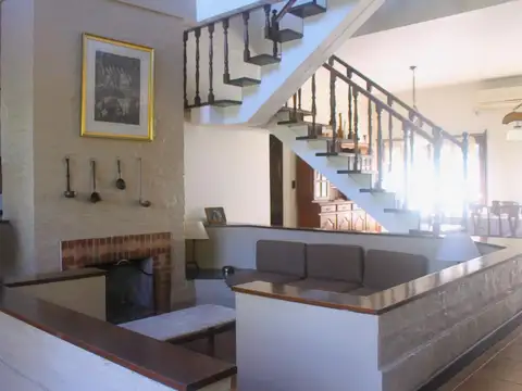 Venta gran Casa en Mapuche, dos lotes frente al Golf