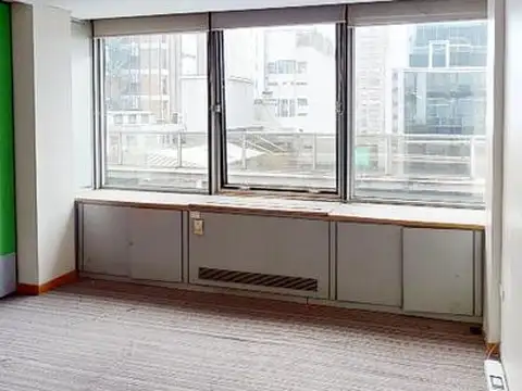 Oficina en Venta en Catalinas, USD 1.500.000