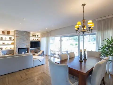 Casa en Venta de 4 dormitorios