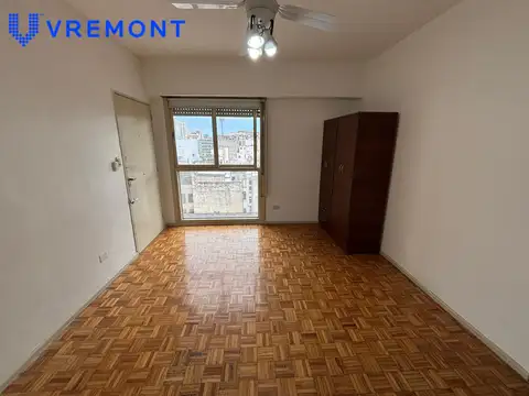 Hipólito Yrigoyen  al 2500