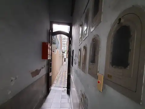 Depto Tipo Casa en Venta en Caballito, USD 135.000