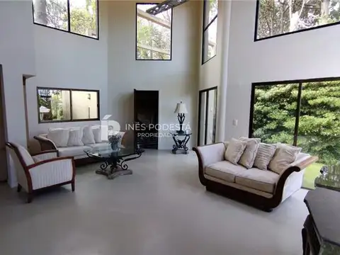 Casa en Alquiler en Punta del Este, USD 15.500