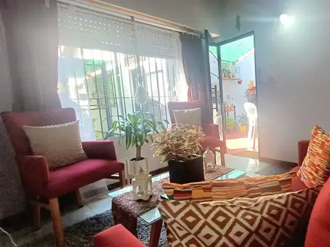 Depto Tipo Casa 3 ambientes con 1 baño