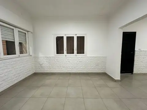 Depto Tipo Casa en Alquiler de 2 dormitorios