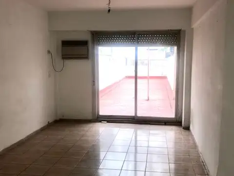 APTO PROF 1 AMBIENTE CON GRAN TERRAZA PROPIA   MTROS JURAMENTO CABILDO - SUBTE