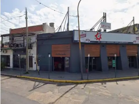 Se alquila local comercial en Rotonda Guadalupe