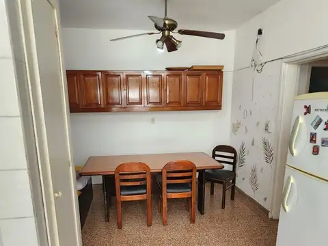 Depto Tipo Casa en Alquiler de 4 ambientes