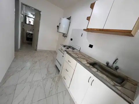 Depto Tipo Casa 2 ambientes con 1 baño