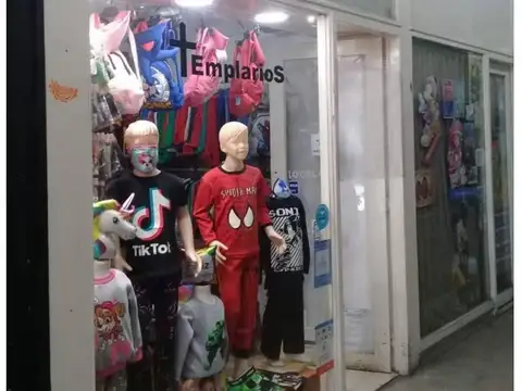Local en venta en galeria "El Tiempo". Quilmes.