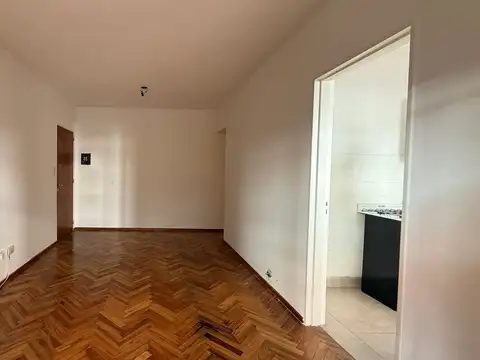 Avenida Pellegrini 2300