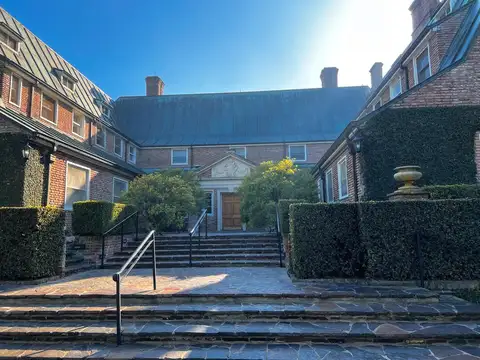 Lote central en esquina en venta en Martindale de 1914.00 m²
