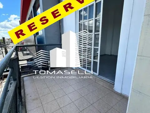 VENTA - DEPARTAMENTO 3 AMBIENTES AL FRENTE - CON BALCON