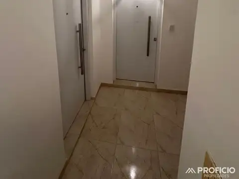 Oficina en alquiler ubicado en Berazategui