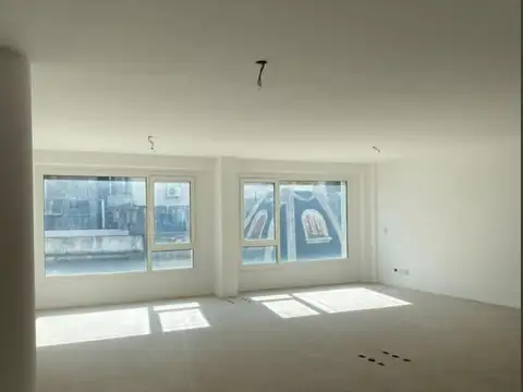 Marcelo Torcuato De Alvear 900, Piso 13