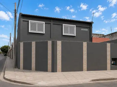 Depto Tipo Casa en Alquiler de 3 ambientes