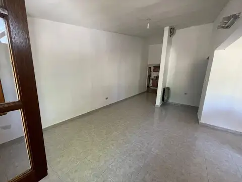 Casa en Alquiler en Ampliación Las Palmas, $ 900.000