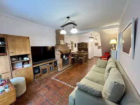 Casa en Venta con 1 cochera