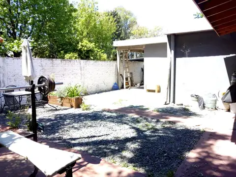 Casa 3 ambientes con 2 baños