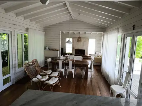 Casa en Venta en Del Este, USD 355.000