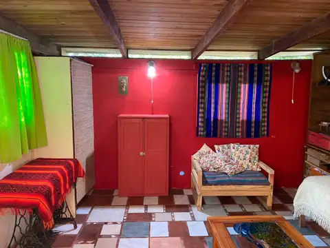 Casa 3 ambientes con 1 baño