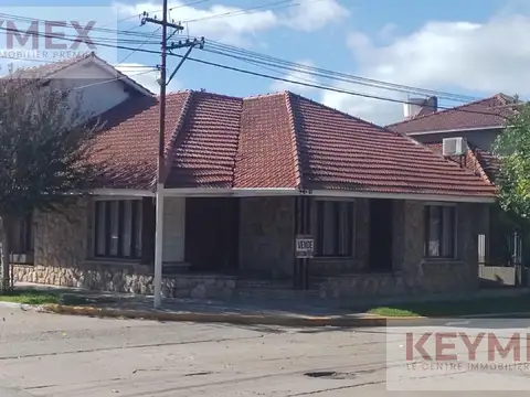 Casa venta Necochea 5 ambientes oportunidad