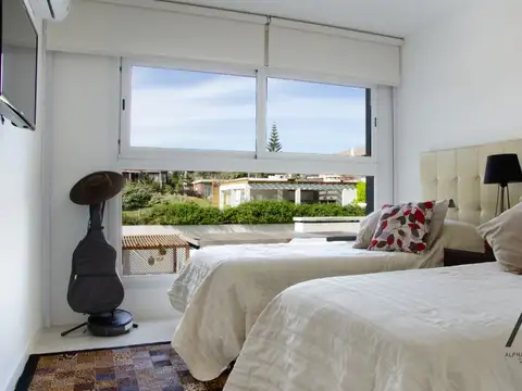 Departamento 2 ambientes con 4 baños