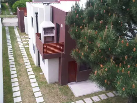 Casa en Venta en La Lucila del Mar, USD 50.000