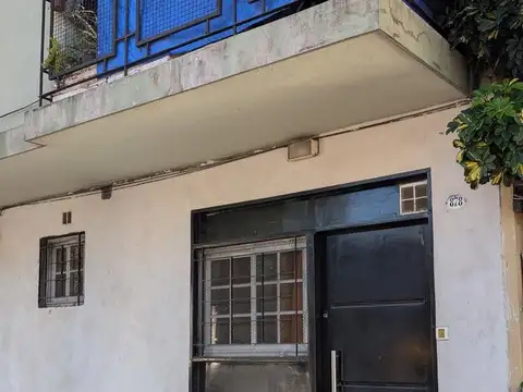 Joaquin V, Gonzalez   800 3 Ambientes con patio entr.independiente