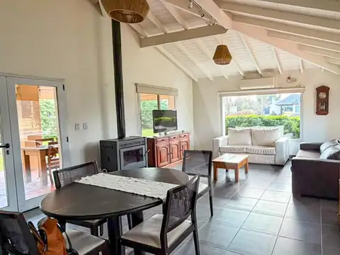 Casa 4 ambientes amoblada Aero Country Club General Rodriguez Alquiler