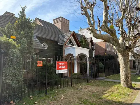 De Los Geranios 5900