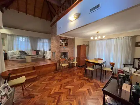 Casa en Venta de 5 dormitorios