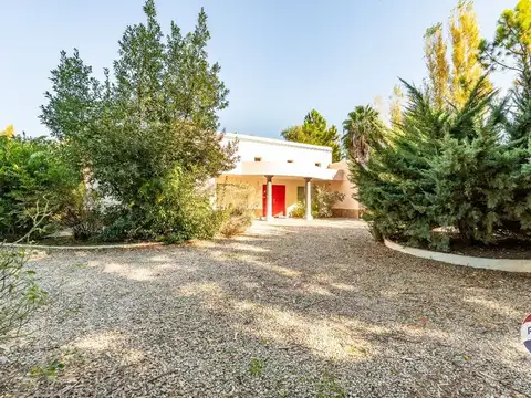 Casa en Alquiler de 4 dormitorios