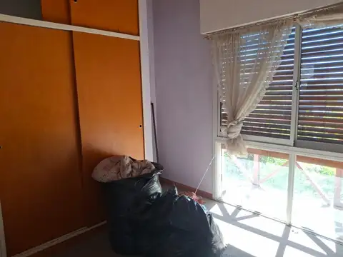 Depto Tipo Casa en Venta con 1 cocheras