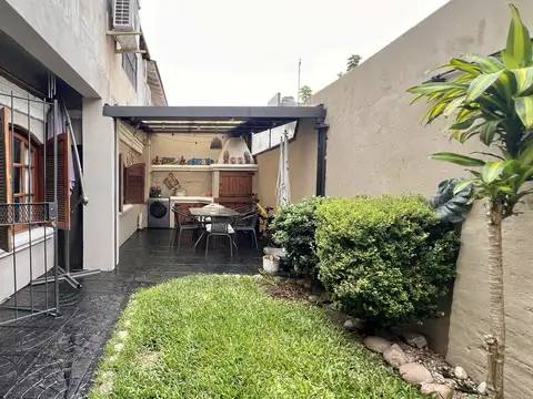 Depto Tipo Casa en Venta de 4 ambientes