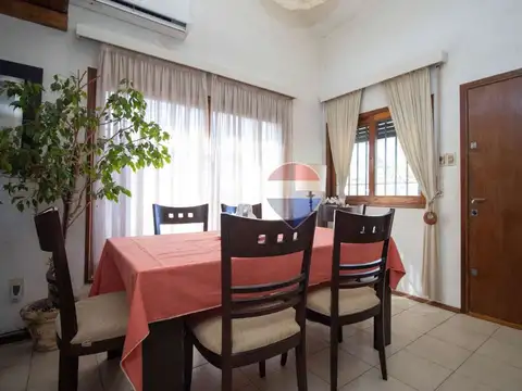 Venta Casa en Shangrila Sur 3 Dormitorios Fondo