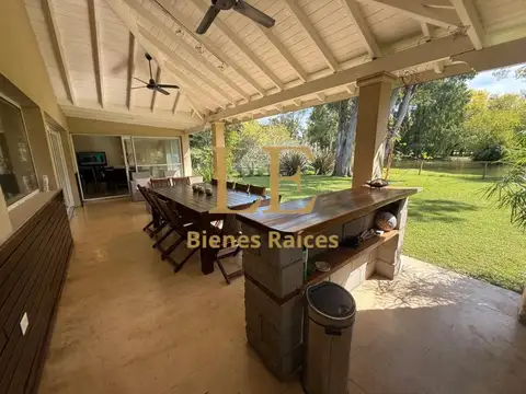 Casa en Venta en Fincas Del Lago, USD 300.000