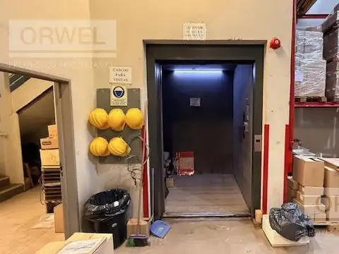 Nicasio Oroñó  al 2500