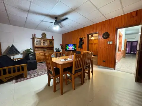 Depto Tipo Casa en Venta de 5 ambientes