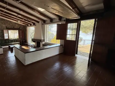Casa en Venta con 4 cocheras