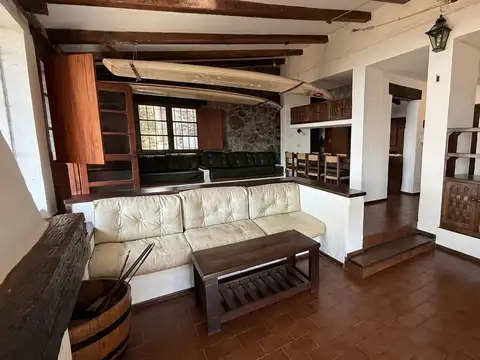 Casa en Venta al Este