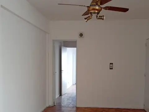 mansilla 3000, Piso 2