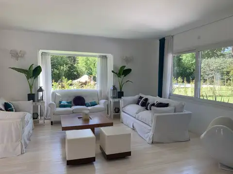 Casa en Venta en Country Club Los Cardales, USD 300.000