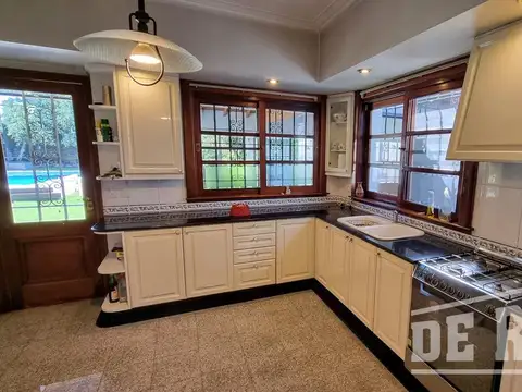 Casa en Venta en Quilmes Oeste, USD 195.000