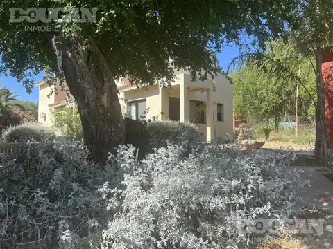 Casa 10 ambientes con 7 baños