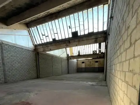 Galpon en Alquiler en Florida, USD 2.438