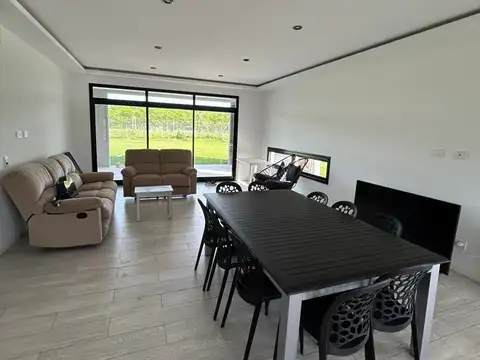 Casa en Venta al Oeste