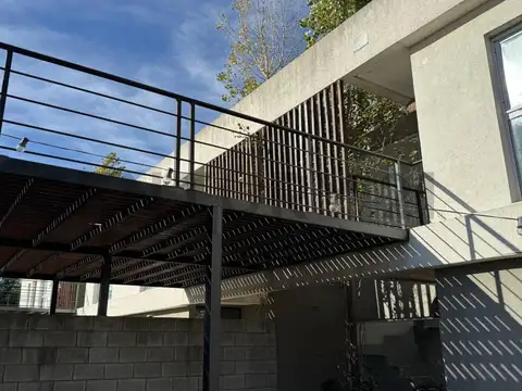 Casa en Venta en City Bell, USD 123.000