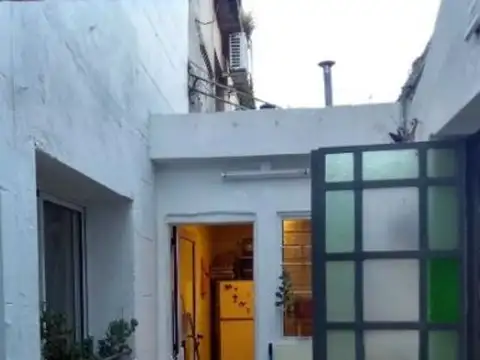 Depto Tipo Casa en Venta de 2 ambientes