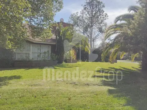 CASA EN VENTA EN EL COUNTRY EL PARAISO GUERNICA, OPRTUNIDAD!